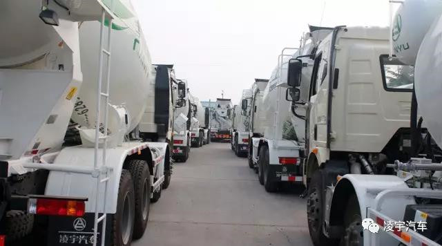 老哥俱乐部轻量化系列搅拌车