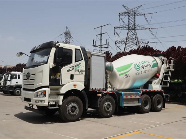 中集老哥俱乐部新能源搅拌车